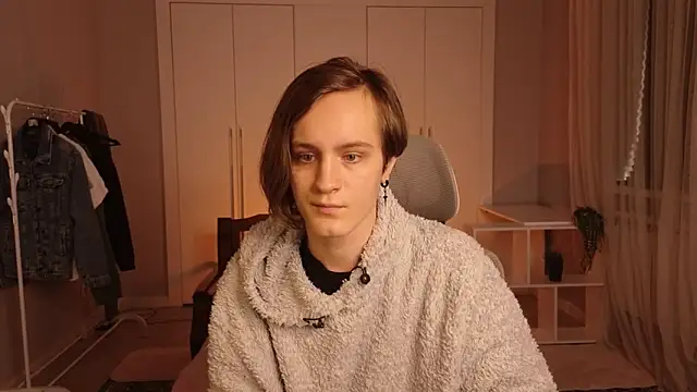 Snapshot of nikompell chatting on March 2025 05:11:02 AM nikompell online show from March 2025 05:11:02 AM