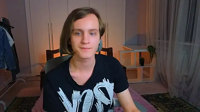 Snapshot of nikompell chatting on March 2025 10:31:02 PM nikompell online show from March 2025 10:31:02 PM