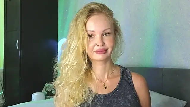 Snapshot of Erotic_Ann chatting on July 2026 04:25:01 AM Erotic Ann online show from July 2026 04:25:01 AM