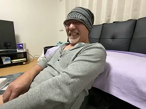 Grandpa29hijii online show from January 2026 01:02:02 PM