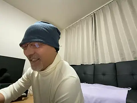 Snapshot of Grandpa29hijii chatting on March 2026 01:13:02 PM Grandpa29hijii online show from March 2026 01:13:02 PM