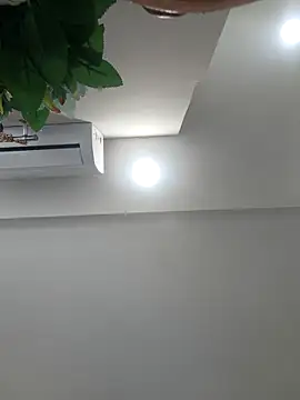 Snapshot of Archi-07 chatting on February 2026 06:22:01 AM Archi-07 online show from February 2026 06:22:01 AM