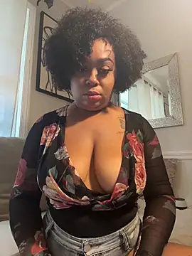 Snapshot of camiliaskye chatting on September 2025 03:14:01 PM camiliaskye online show from September 2025 03:14:01 PM