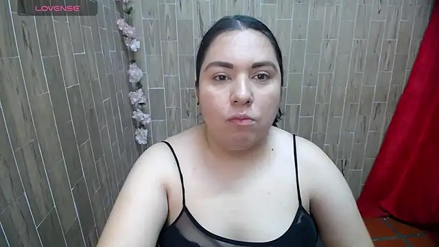 solyeria online show from April 2026 01:18:01 AM