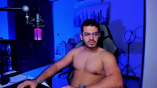 BrunoD31 online show from November 2025 09:52:02 PM