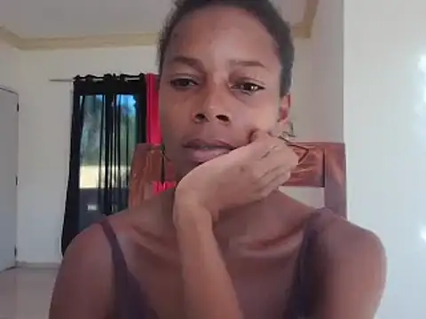 Snapshot of adele-33 chatting on February 2025 08:14:02 PM adele-33 online show from February 2025 08:14:02 PM