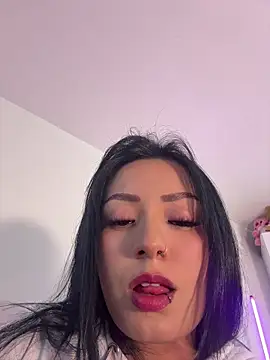 Snapshot of missycanoo chatting on June 2026 02:35:02 AM missycanoo online show from June 2026 02:35:02 AM