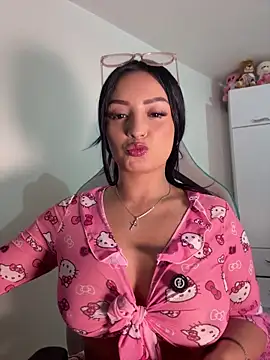 Snapshot of missycanoo chatting on June 2026 02:21:02 AM missycanoo online show from June 2026 02:21:02 AM