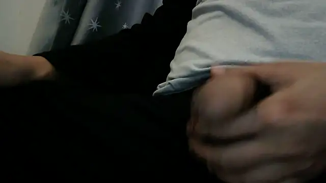 Snapshot of XiaoGuoGuo284512 chatting on January 2026 05:01:02 AM XiaoGuoGuo284512 online show from January 2026 05:01:02 AM