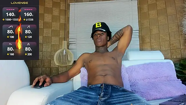 Snapshot of TOWERS21_ chatting on February 2025 08:49:01 PM TOWERS21 online show from February 2025 08:49:01 PM