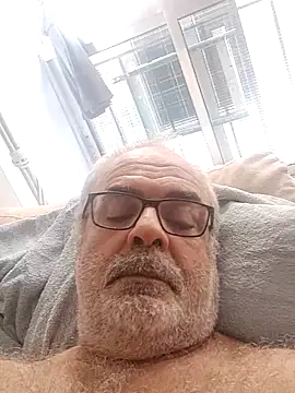 Snapshot of Satiro_Sevilla chatting on September 2025 05:12:02 PM Satiro Sevilla online show from September 2025 05:12:02 PM