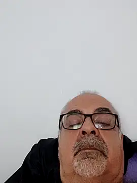 Snapshot of Satiro_Sevilla chatting on October 2025 09:02:01 PM Satiro Sevilla online show from October 2025 09:02:01 PM