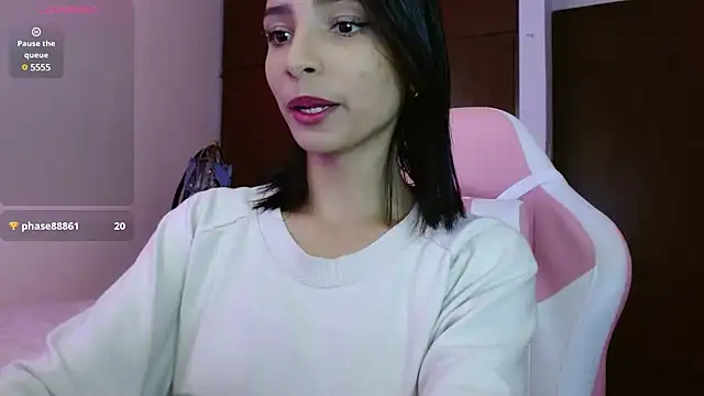 Snapshot of AnnitaSerna_ chatting on January 2025 03:50:02 AM AnnitaSerna online show from January 2025 03:50:02 AM