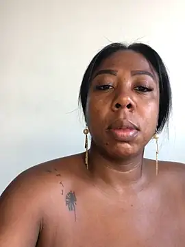 IsabellaaSmith online show from January 2025 12:39:01 PM