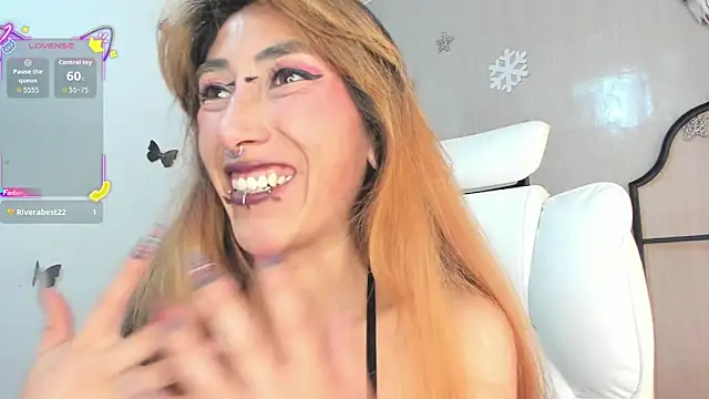 Asterothxznikki online show from March 2026 01:45:01 AM