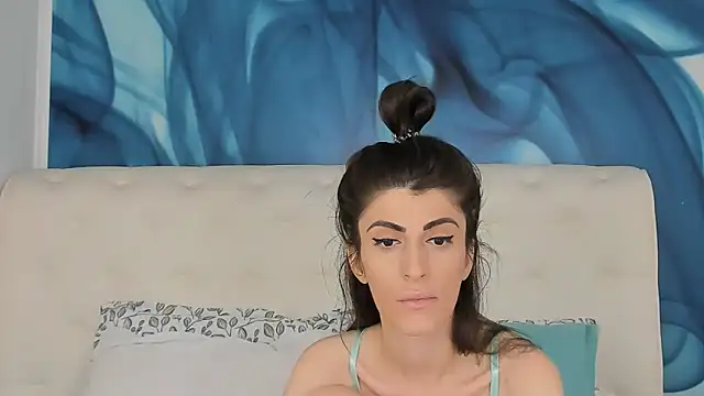 SkinnyDolly online show from October 2025 02:12:02 AM