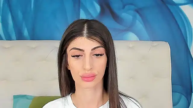 SkinnyDolly online show from January 2026 08:34:01 PM