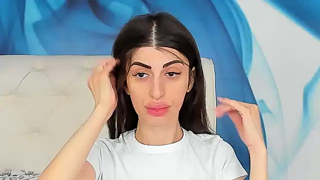 SkinnyDolly online show from April 2026 02:18:01 AM