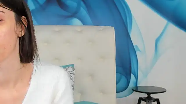 SkinnyDolly online show from April 2026 02:34:01 AM