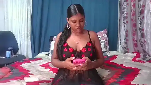 Snapshot of Lilmisskay18 chatting on May 2026 12:22:02 PM Lilmisskay18 online show from May 2026 12:22:02 PM