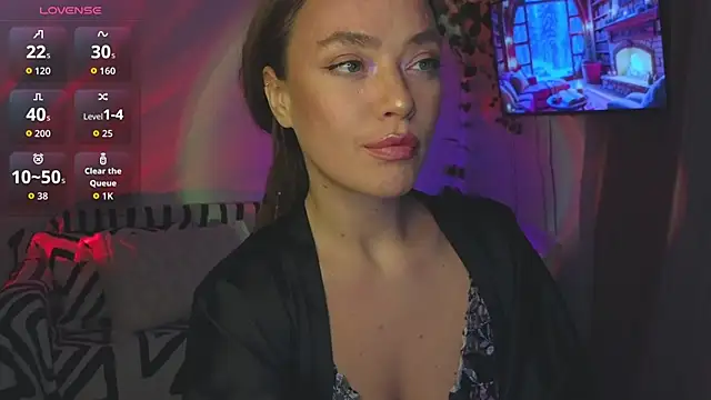 KellyFouler online show from November 2025 03:08:02 PM