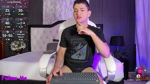 ander deimond  online show from February 2025 01:08:02 PM