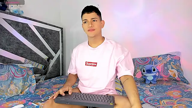 ander deimond  online show from February 2025 02:33:02 PM