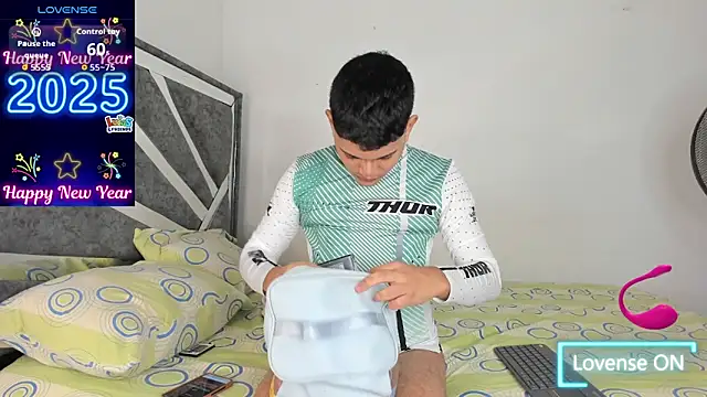 ander deimond  online show from September 2025 01:33:01 PM