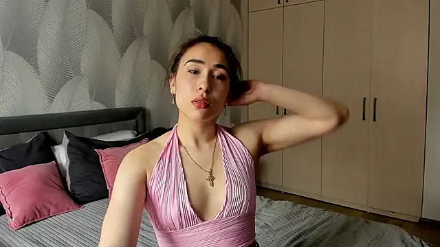 Snapshot of Bambiii_bby chatting on June 2026 07:06:02 AM Bambiii bby online show from June 2026 07:06:02 AM