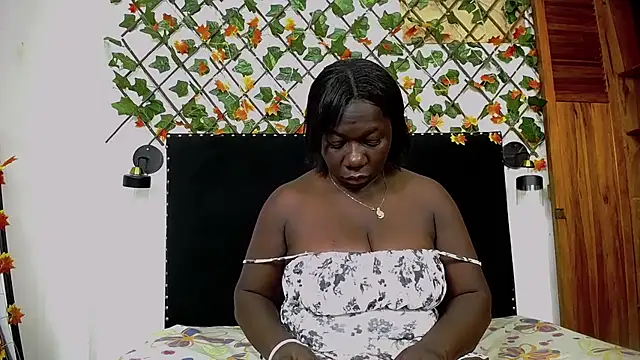 Snapshot of skaysanchez1 chatting on February 2026 12:58:02 PM skaysanchez1 online show from February 2026 12:58:02 PM