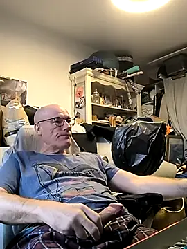 bogland33 online show from November 2025 09:53:01 AM