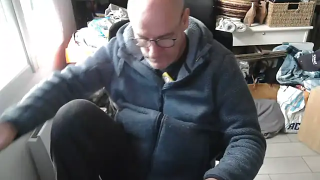 bogland33 online show from February 2026 12:48:02 PM