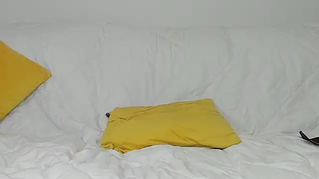 Allaxxe online show from March 2025 07:59:02 PM