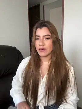 ARITOO  online show from February 2025 10:32:01 PM