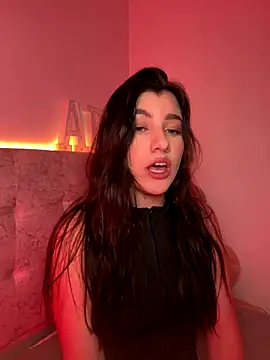 ARITOO  online show from September 2025 03:43:01 AM