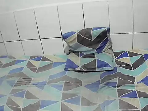 pierdona online show from November 2025 07:27:01 PM