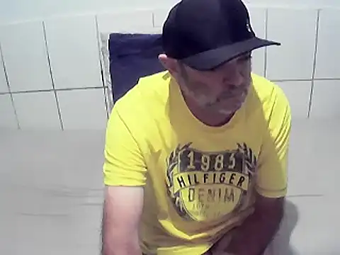 pierdona online show from July 2026 08:22:01 PM