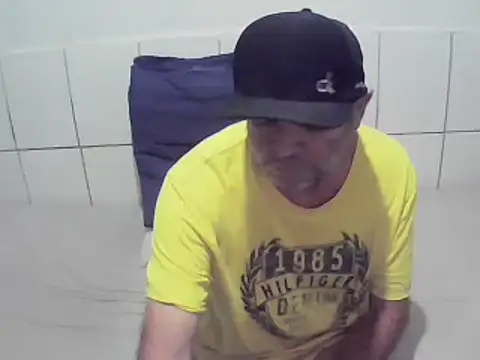 pierdona online show from July 2026 08:11:01 PM