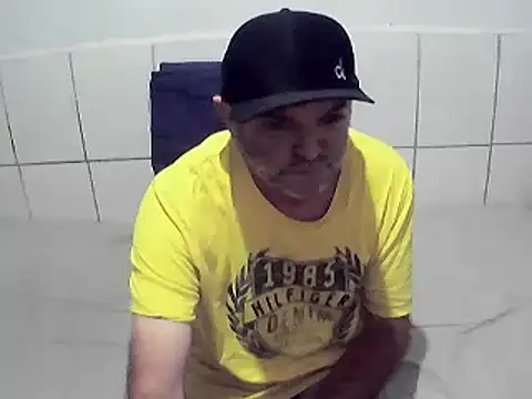 pierdona online show from July 2026 08:15:02 PM