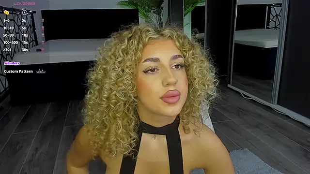 CurlyAnt0 online show from January 2026 08:16:01 AM