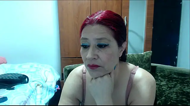 carolina linarez69 online show from March 2025 05:56:01 PM