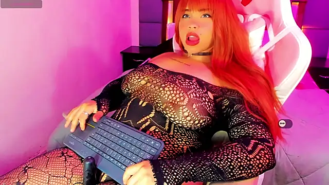 Snapshot of MimiRodriguez chatting on February 2025 07:12:02 AM MimiRodriguez online show from February 2025 07:12:02 AM