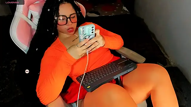 Snapshot of MimiRodriguez chatting on March 2025 10:17:02 PM MimiRodriguez online show from March 2025 10:17:02 PM