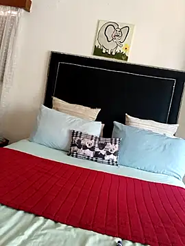 Snapshot of contagiousqueen chatting on February 2026 09:37:02 AM contagiousqueen online show from February 2026 09:37:02 AM