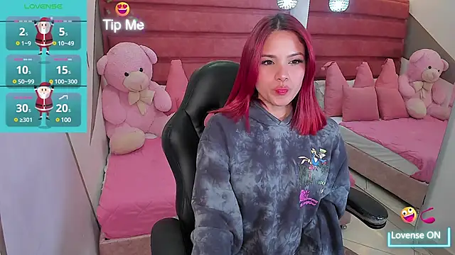 anna  duff online show from December 2024 04:00:02 AM