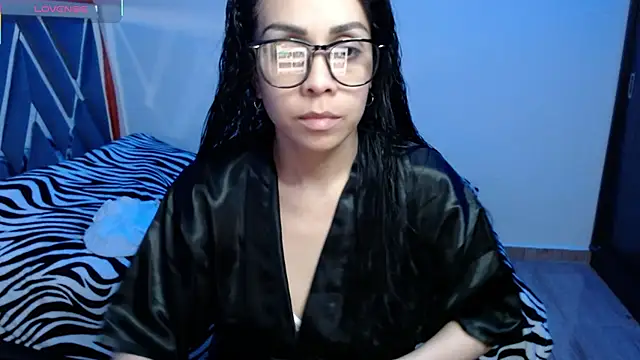 Snapshot of Amber_Lovely chatting on September 2025 10:36:01 PM Amber Lovely online show from September 2025 10:36:01 PM