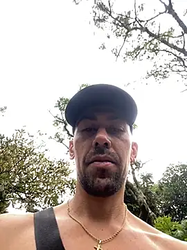 Snapshot of dantedesirexx chatting on February 2025 09:25:02 PM dantedesirexx online show from February 2025 09:25:02 PM