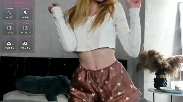 Esme Runn online show from March 2026 03:08:02 AM