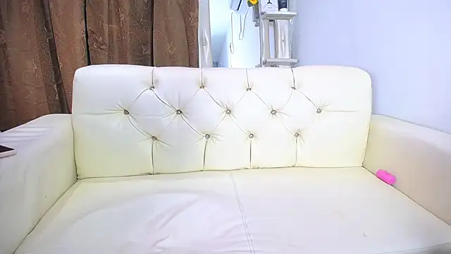 alaia 03 online show from March 2025 03:40:01 PM