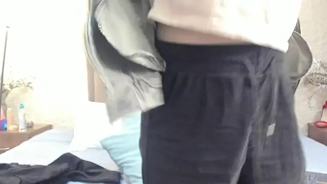 CarolinaGlamour online show from September 2025 02:34:02 AM